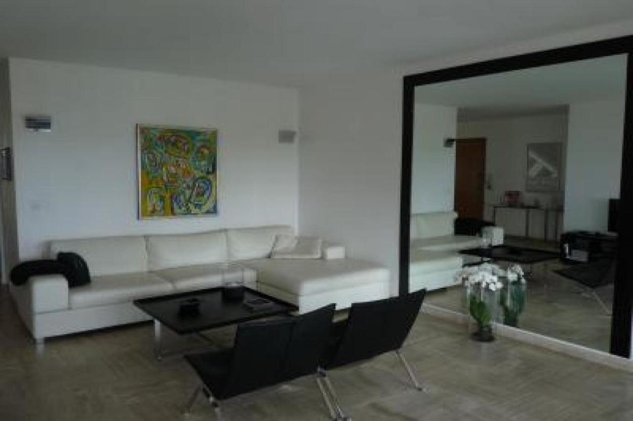 Two Bed In A Gated With Gardens In With Sea Views 865 Appartamento *